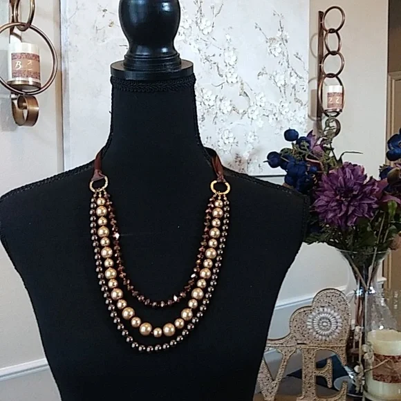 NWOT Stunning Chocolate Multi Strands Beaded Necklace - Picture 9 of 17